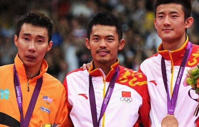 印尼羽毛球队轻取泰国羽毛球队，李宗伟三分雨点燃全场的简单介绍