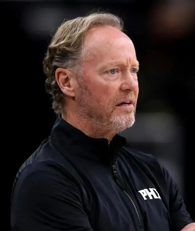 关于NBA球队主教练发布重大决定，球员心情大好的信息