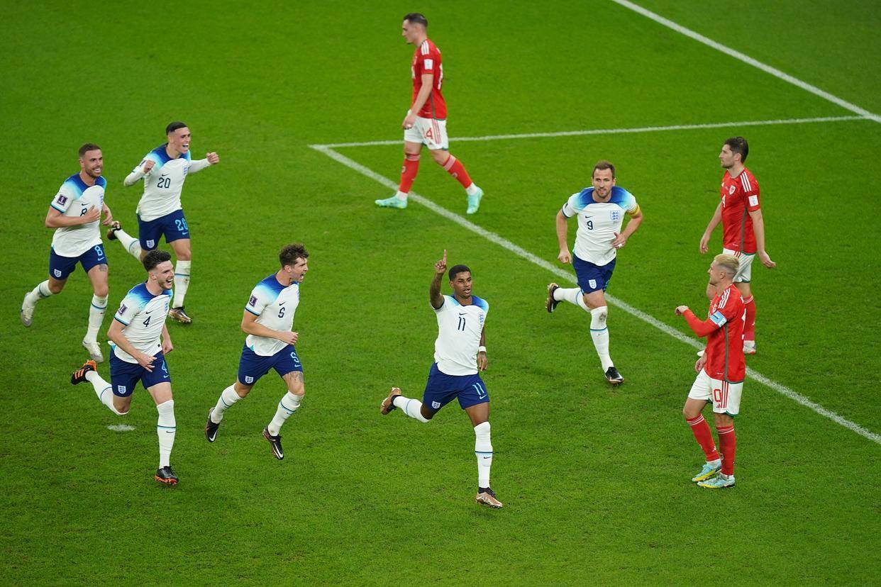 英格兰翻盘荷兰，加维三分雨点燃全场