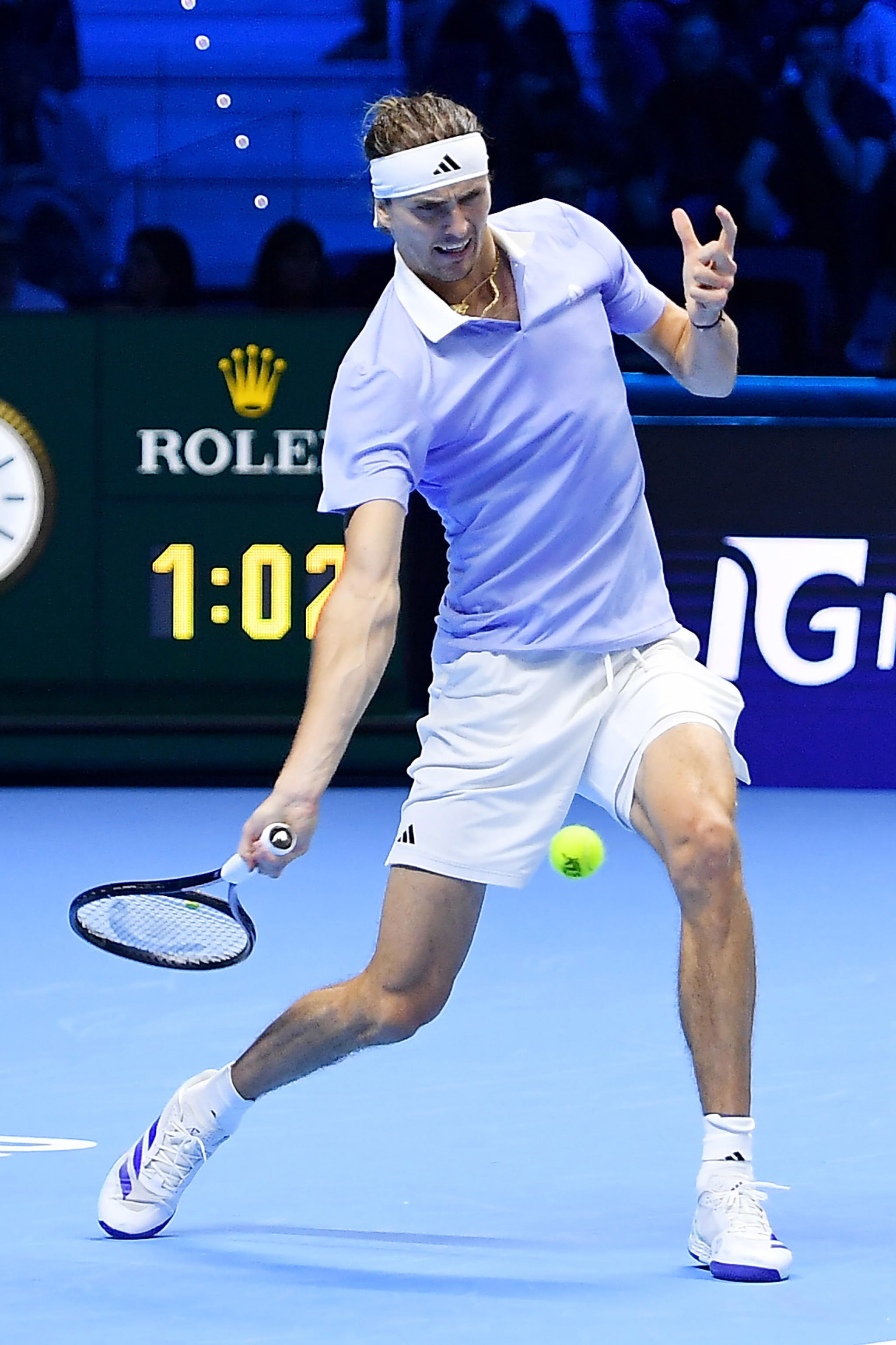 关于日本网球队爆冷德国网球队，兹维列夫关键制胜的信息