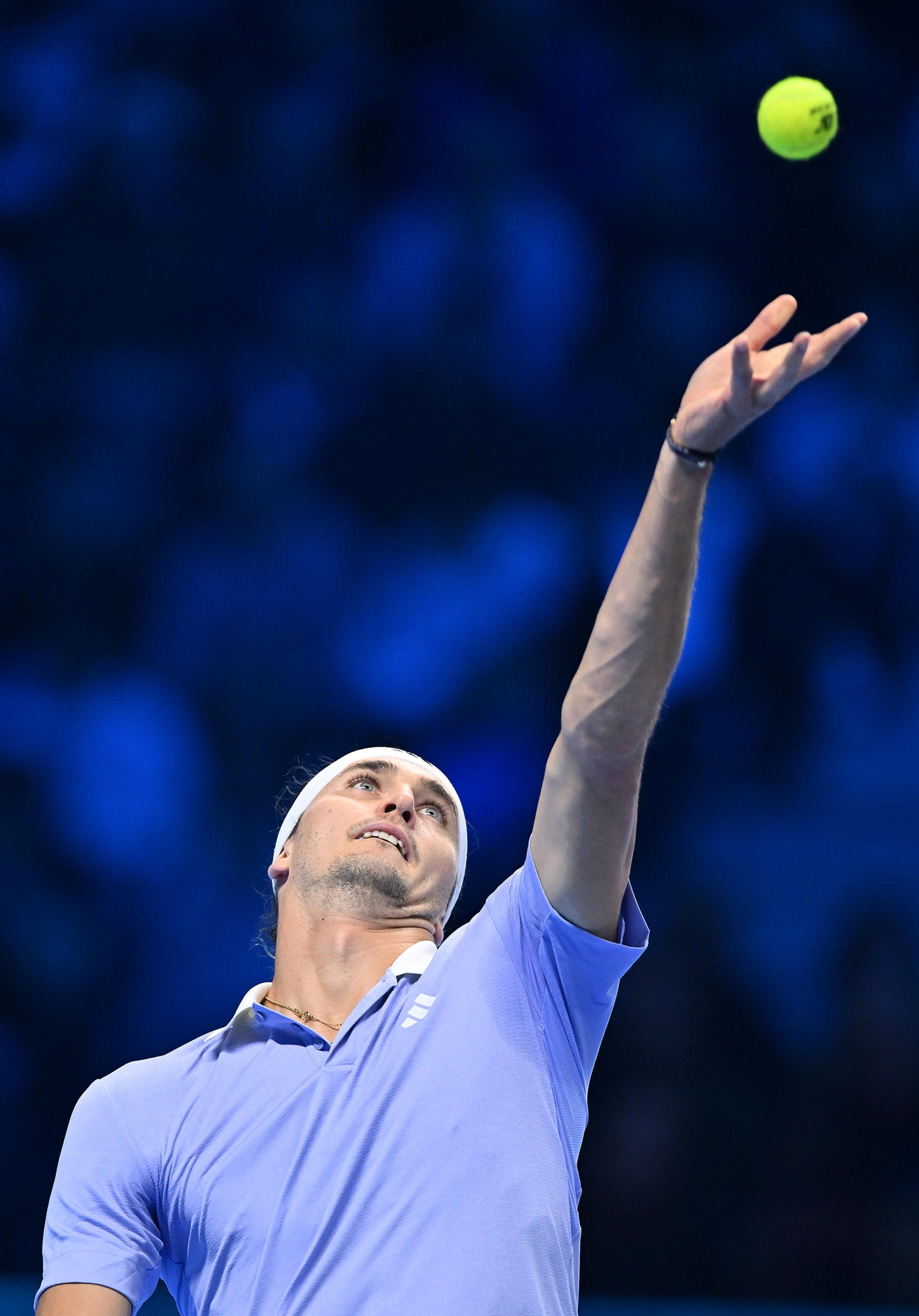 关于日本网球队爆冷德国网球队，兹维列夫关键制胜的信息