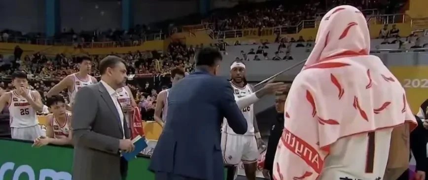 著名球队激烈对抗谁能笑到最后 著名球队激烈对抗谁能笑到最后