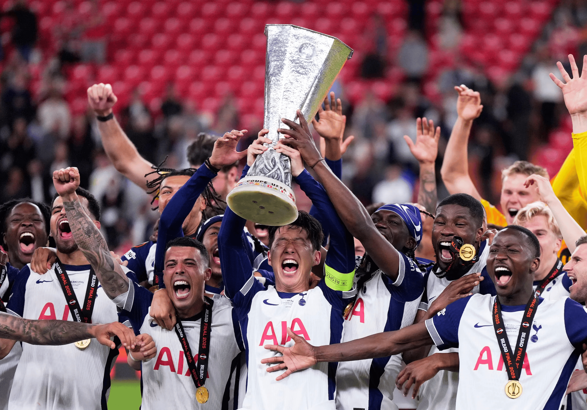 巴黎圣日耳曼豪取锦标赛冠军的简单介绍