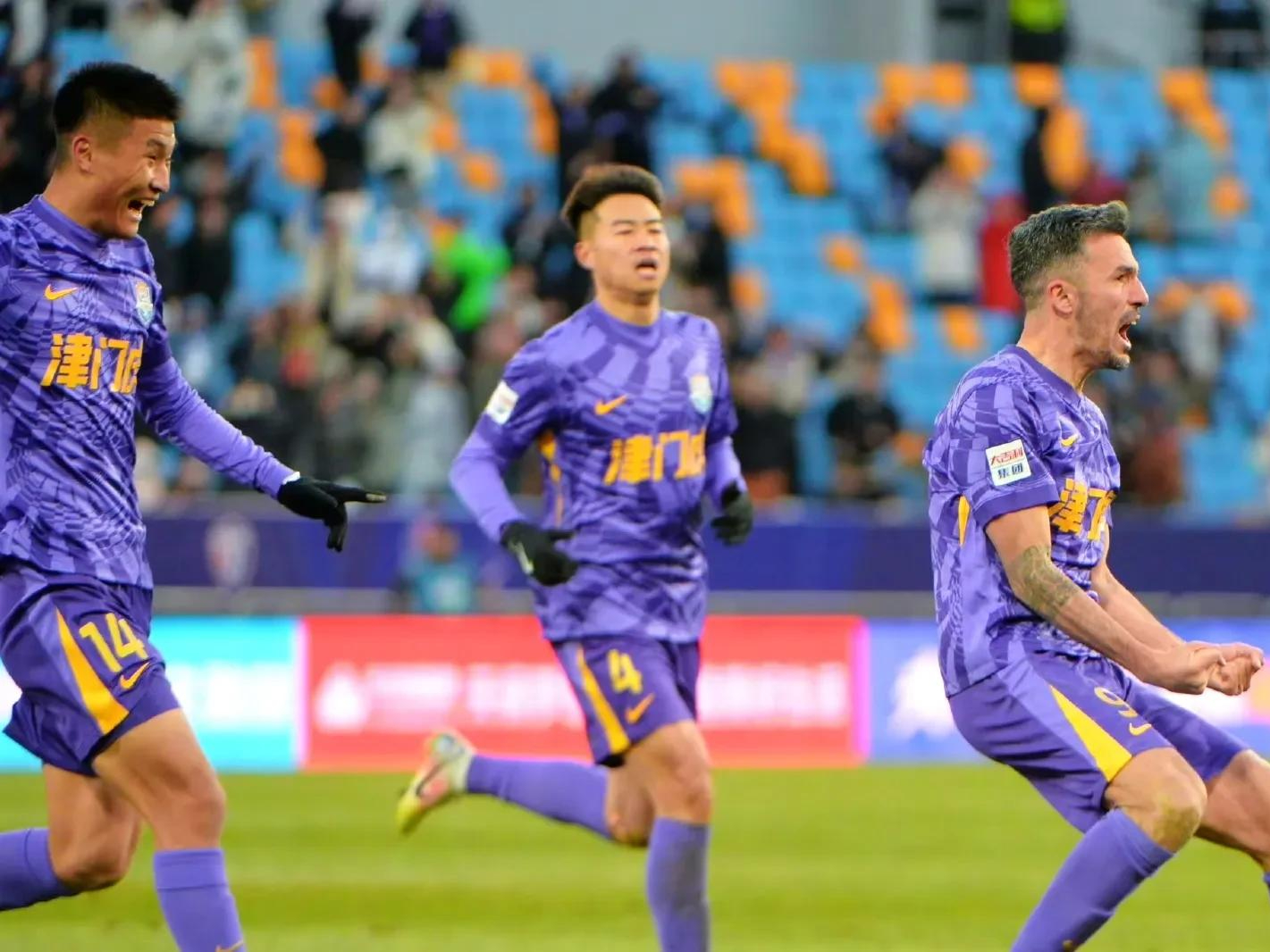 广州恒大备战对阵天津津门快马，力争取胜的简单介绍