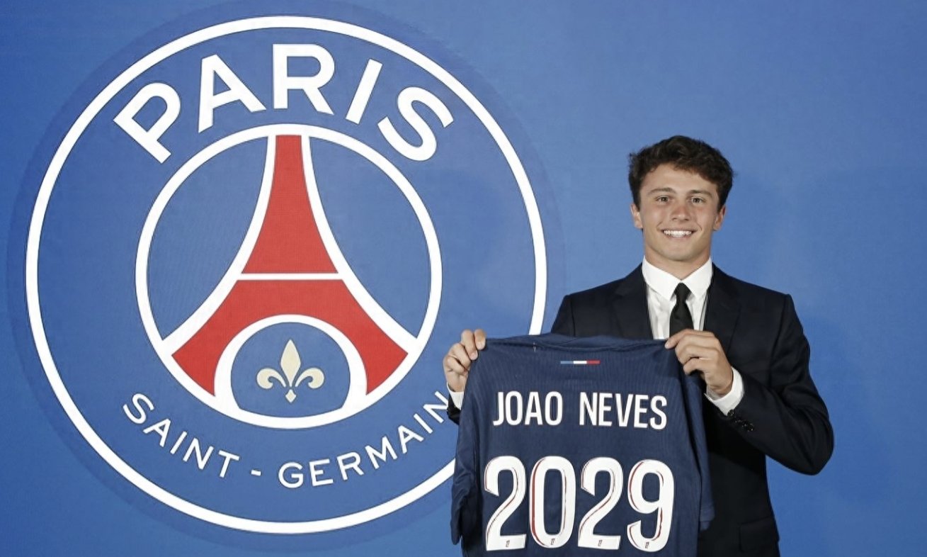 包含沙特球队欧冠客场盛大发挥，上演精彩逆转战役的词条