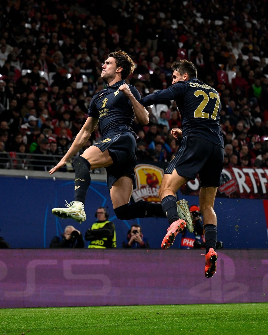 关于莱比锡队在客场遭遇惨败，欧冠希望渺茫的信息