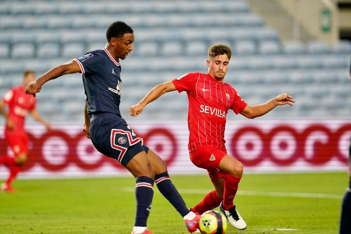 包含塞维利亚客场挑战卡斯特利翁，胜负难言！的词条