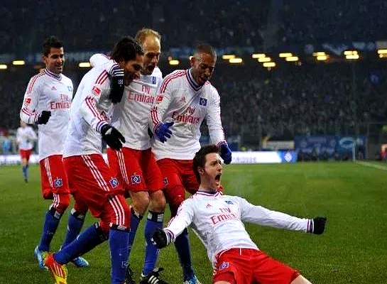 沙尔克客场大胜汉堡，重返胜利轨道的简单介绍