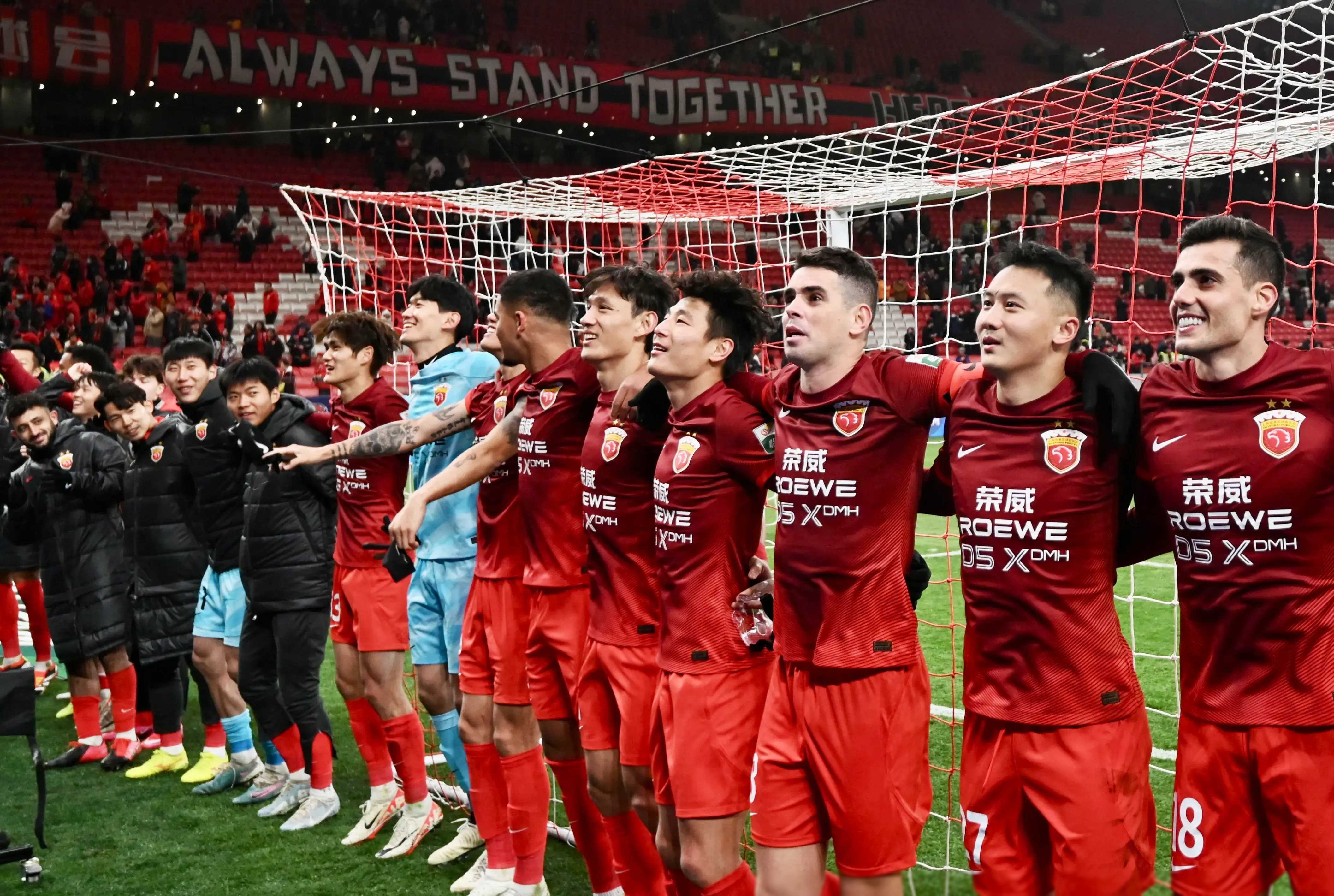 亚冠比赛战报：中超球队逆转胜利