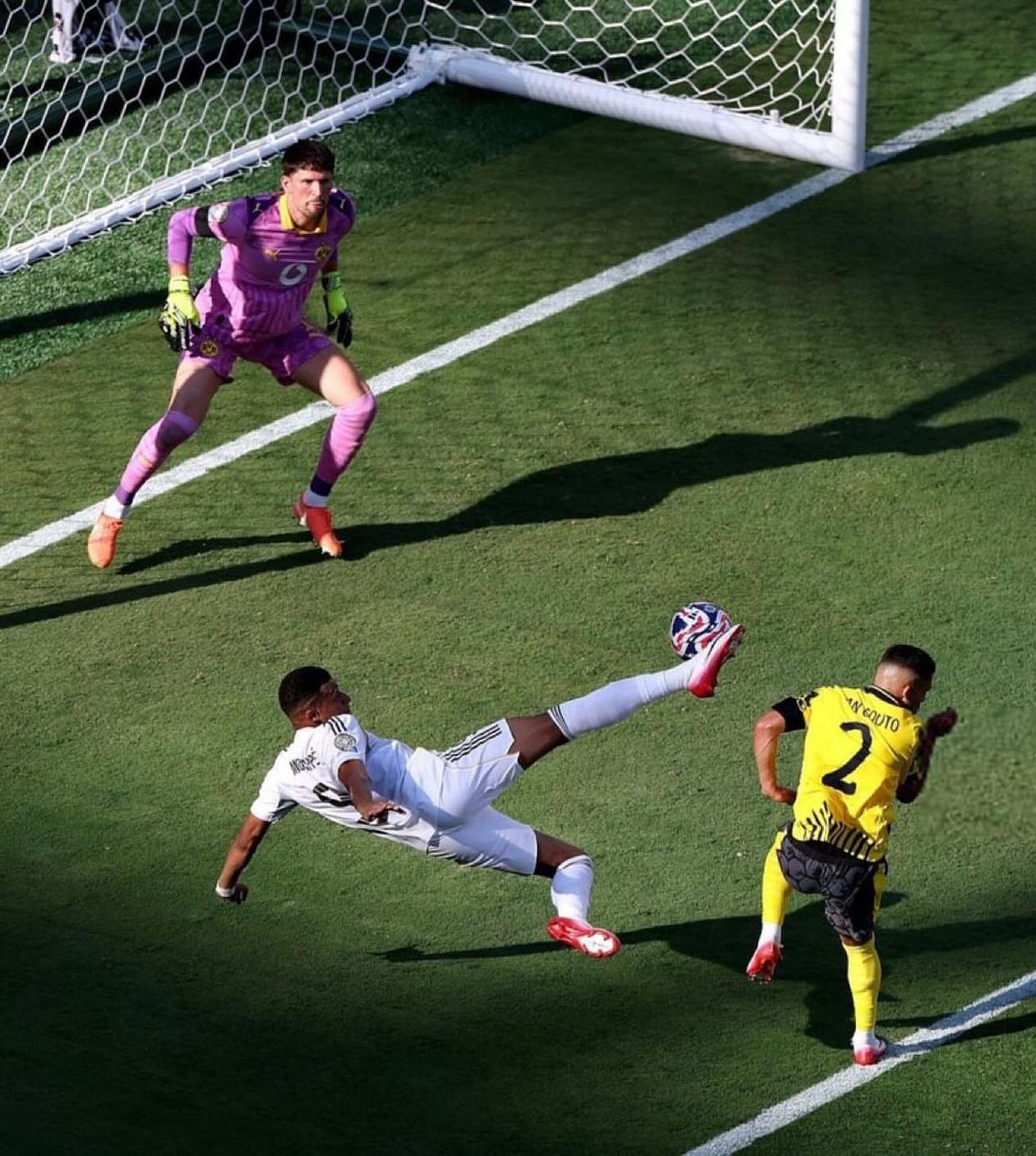 法国翻盘英格兰，姆巴佩带队取胜