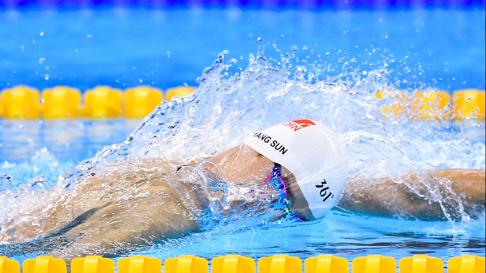 范弗利特关键一投定乾坤，快船斩落爵士显韧性